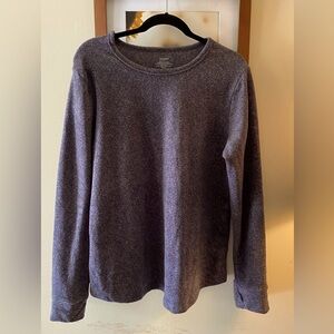 Climate Right By CuddlDuds Lounge or Leisure Shirt w/ Thumbholes. NWOT